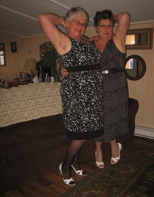 18 year old girl Erin gets deflowered on a bed wearing socks